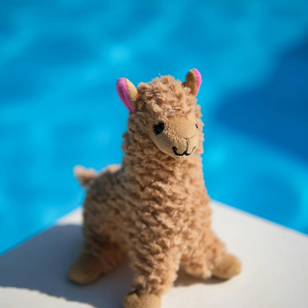 Peluş Lama